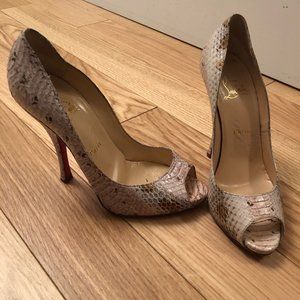 Christian Louboutin Snake Skin Pump - Size 8